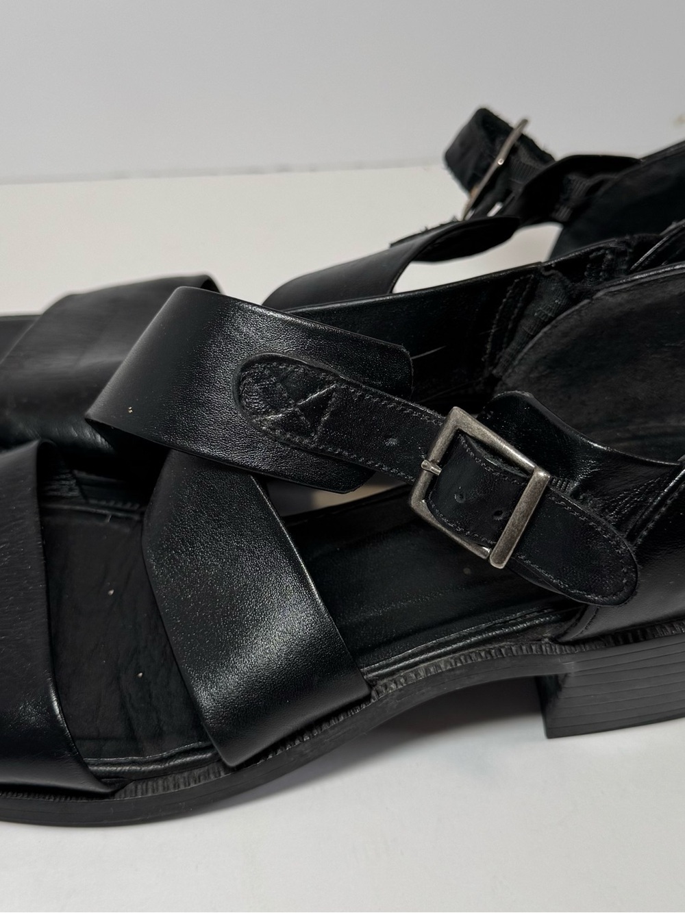 Munro American black leather strappy wedge sandals 7 - Picture 2 of 9